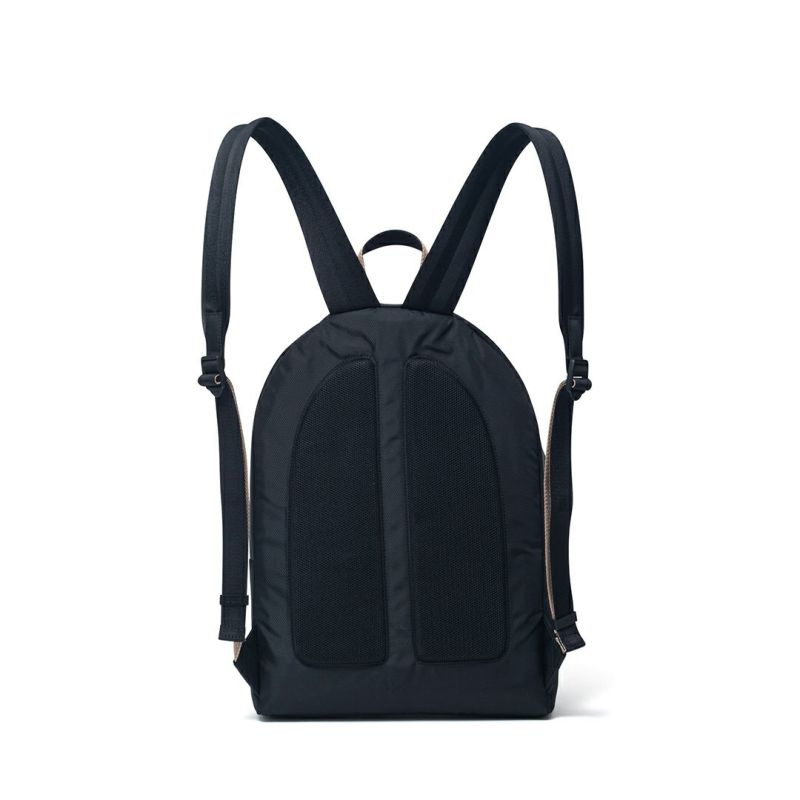 BOSS Catch バックパック【HBMH5WR1】 ブラック