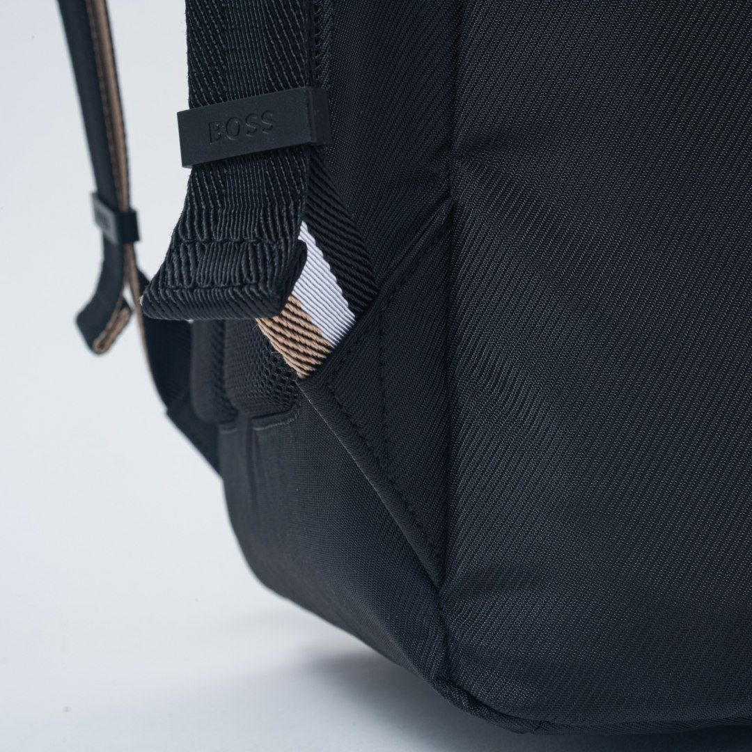 BOSS Catch バックパック【HBMH5WR1】 ブラック