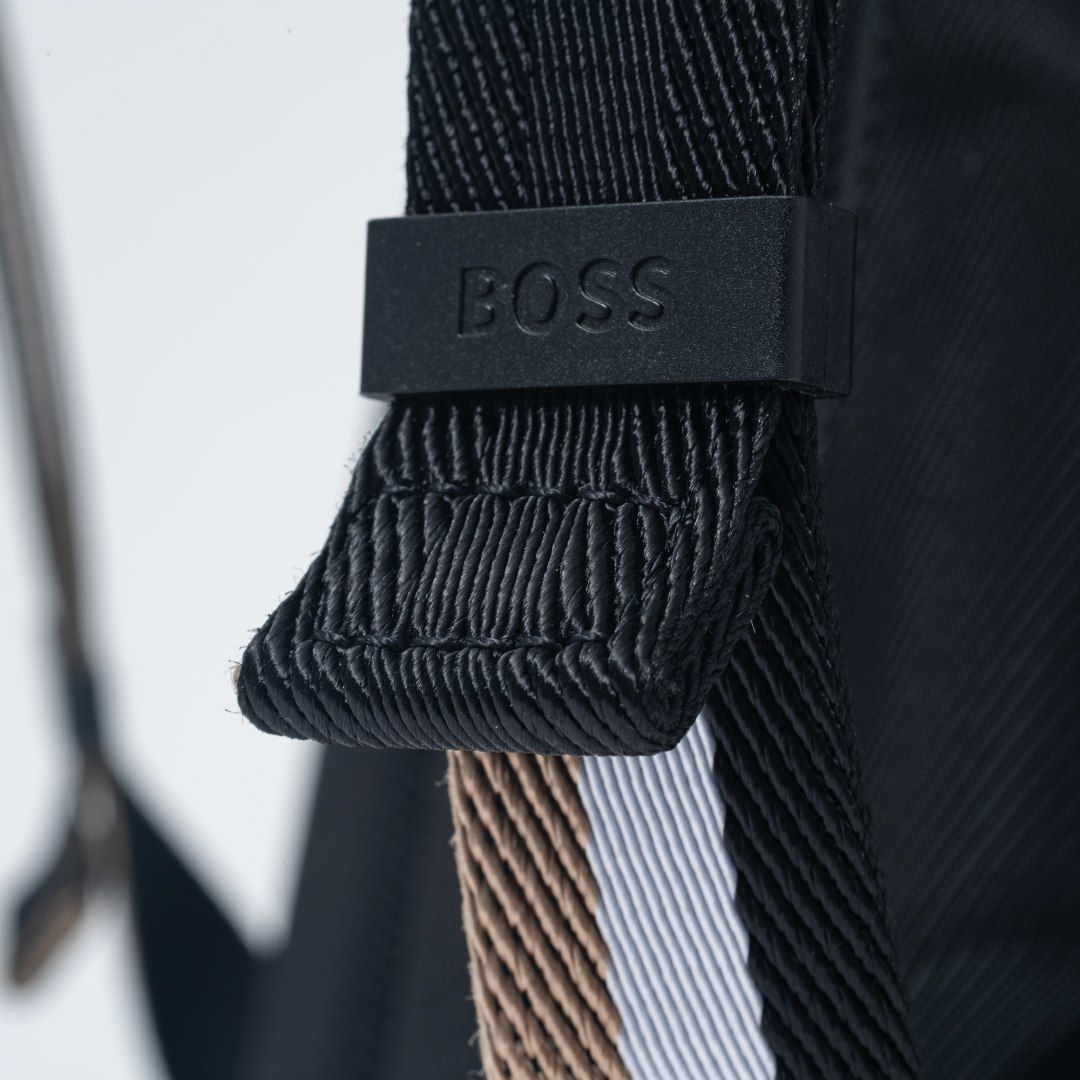 BOSS Catch バックパック【HBMH5WR1】 ブラック