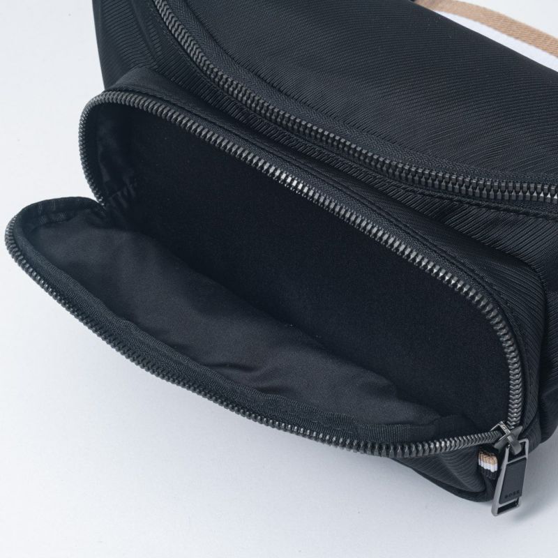 BOSS Catch ボディバッグ【HBMH5WS1】 ブラック