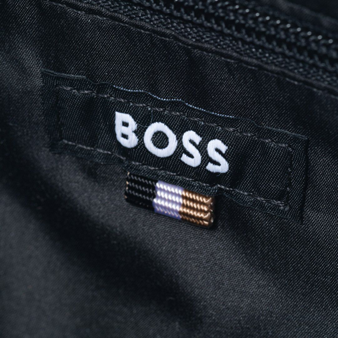 BOSS Catch ボディバッグ【HBMH5WS1】 ブラック