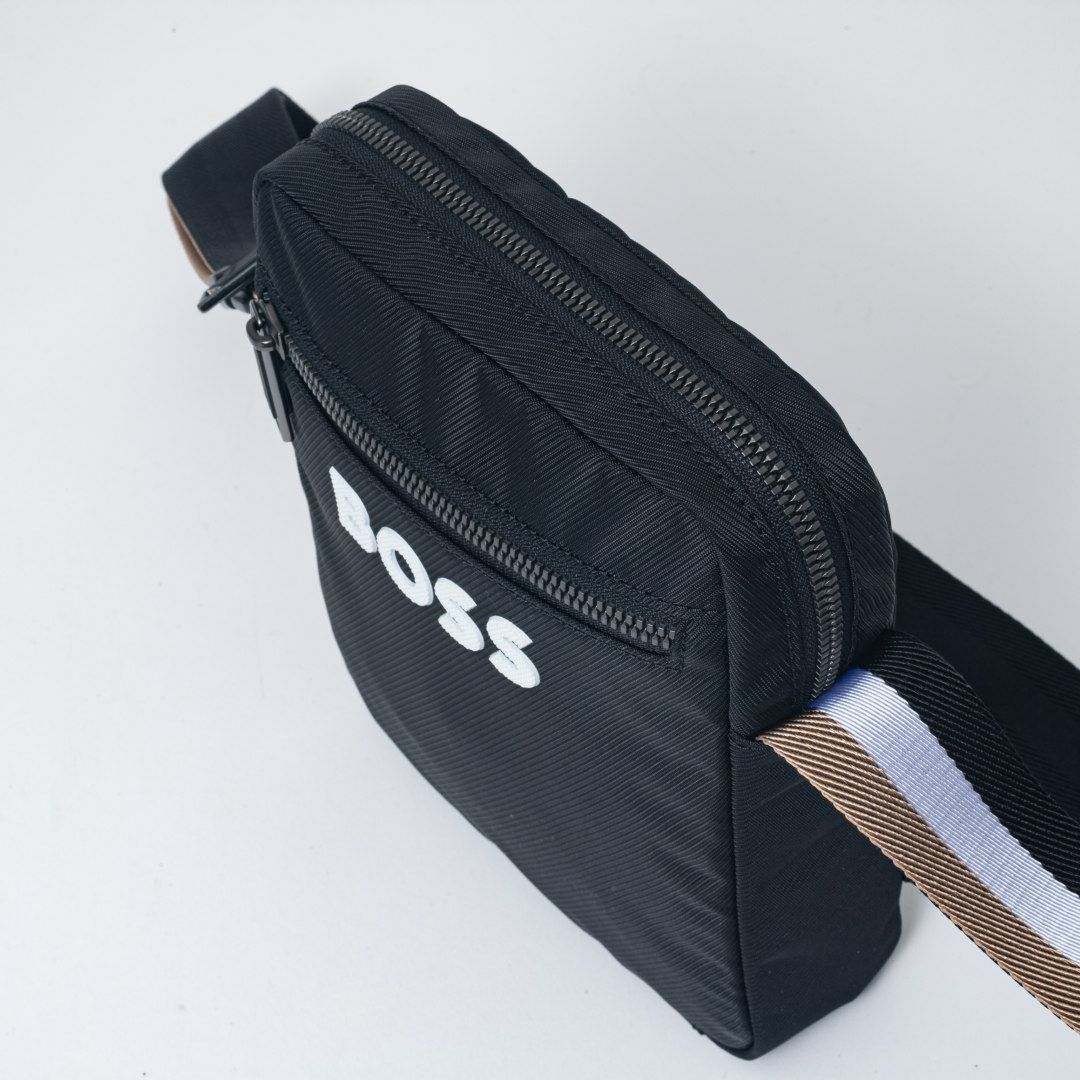 BOSS Catch ショルダーバッグ【HBMH5WS2】 ブラック