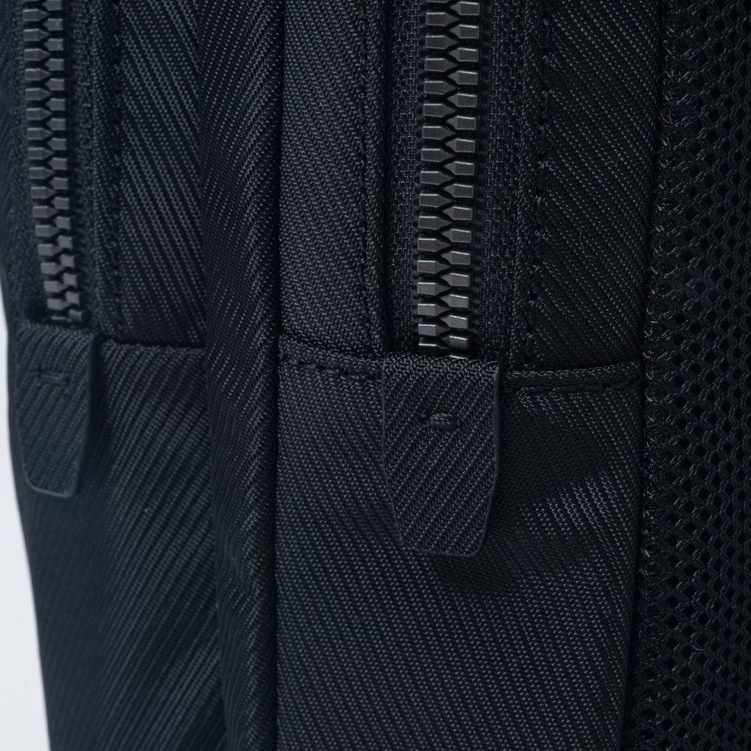 BOSS Catch ボディバッグ【HBMH5WS5】 ブラック