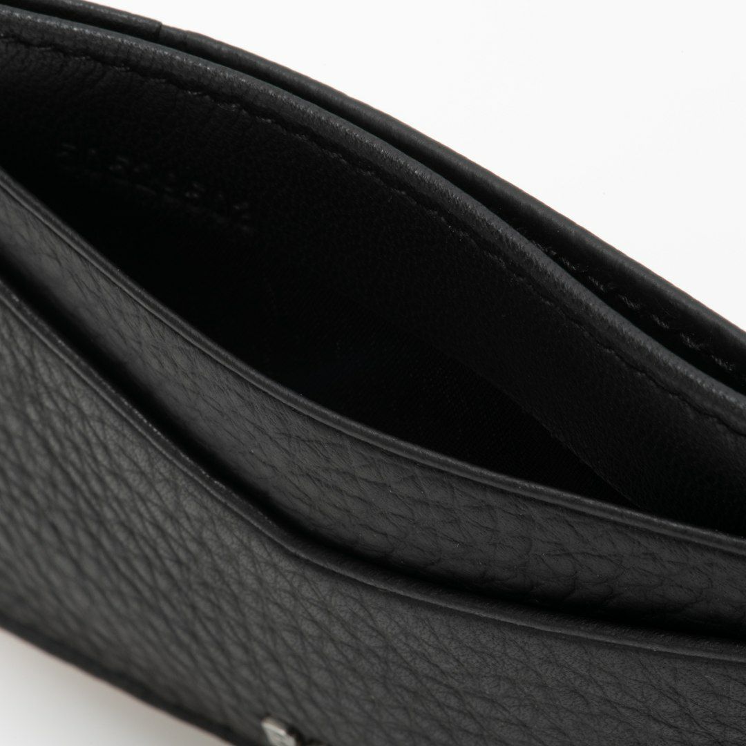 BOSS New Crosstown マルチケース【HBMW5YE3】 ブラック