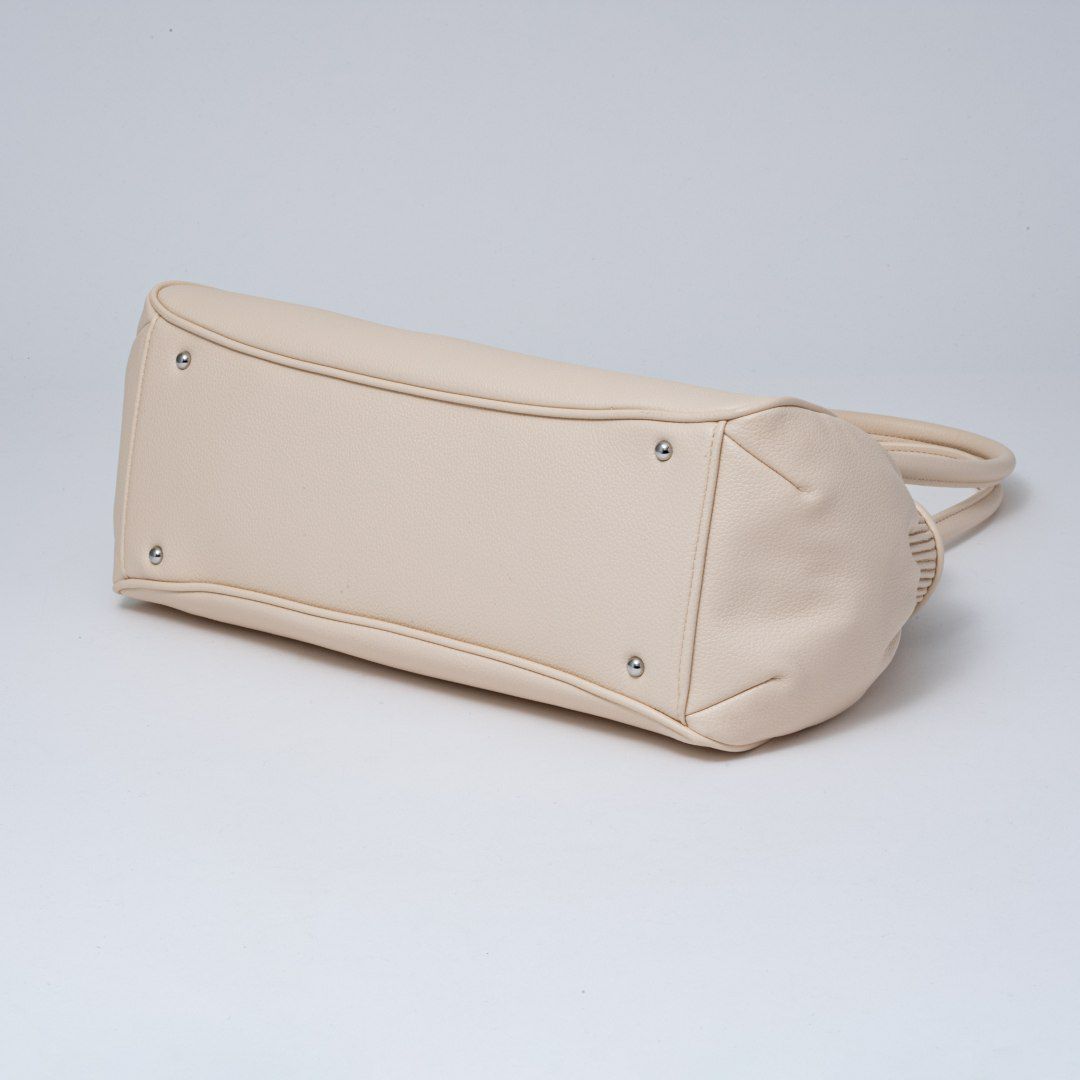 JILL STUARTインプルーブ トート アイボリー