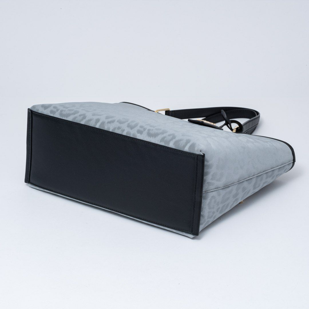 PINKY&DIANNE ソフトレオパード トート グレー