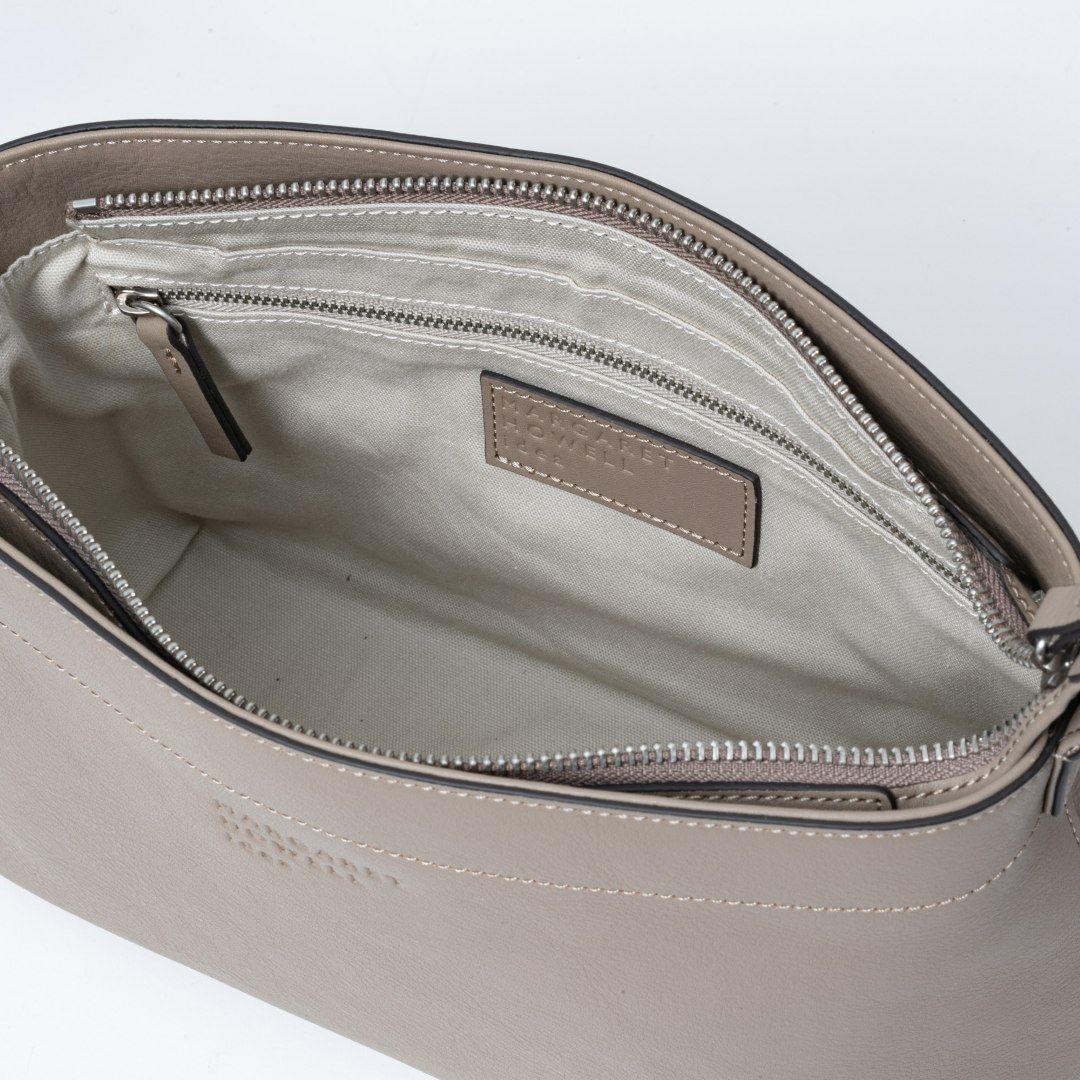 MARGARET HOWELL idea リドニー ショルダー ベージュ