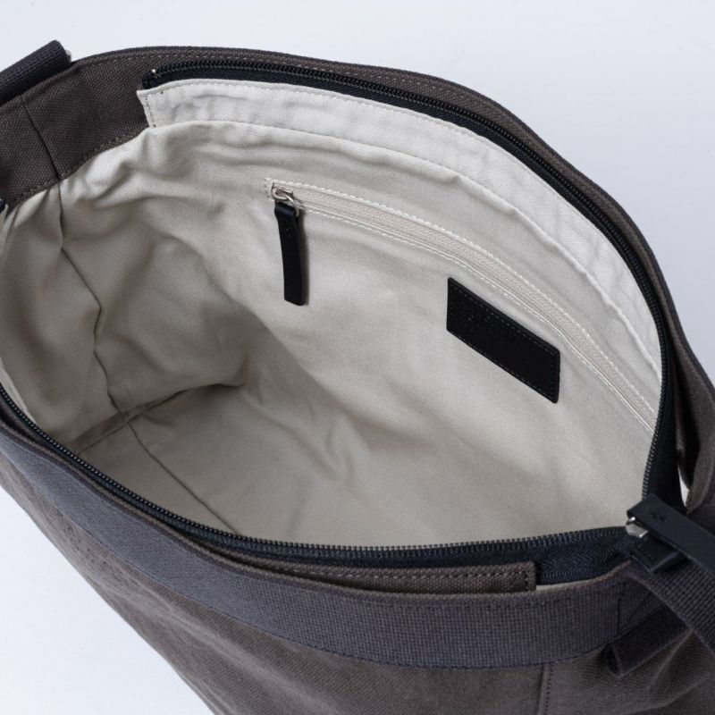 MARGARET HOWELL ideaマルバ ショルダー(M) グレー