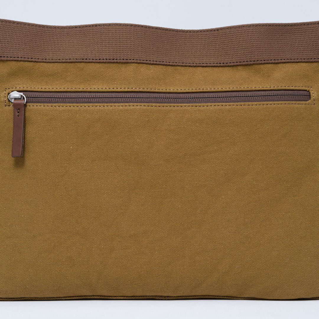 MARGARET HOWELL ideaマルバ ショルダー(M) マスタード