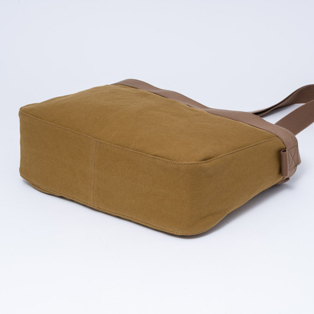 MARGARET HOWELL ideaマルバ ショルダー(M) マスタード