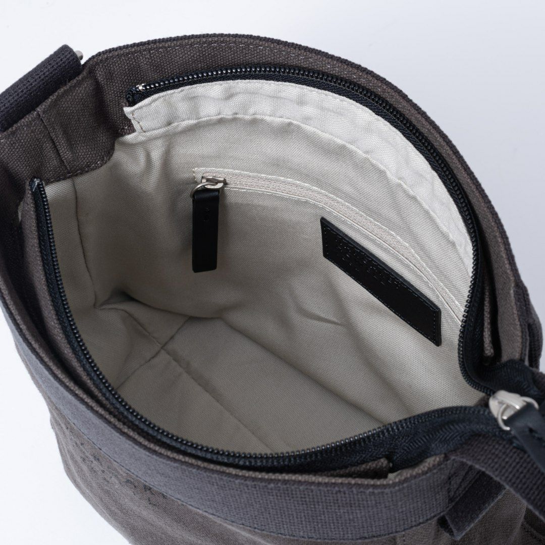 MARGARET HOWELL ideaマルバ ショルダー(S) グレー