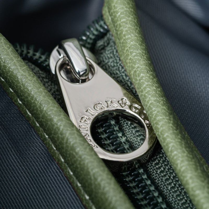 PATRICK COXリリーエンボス トート(L) グリーン