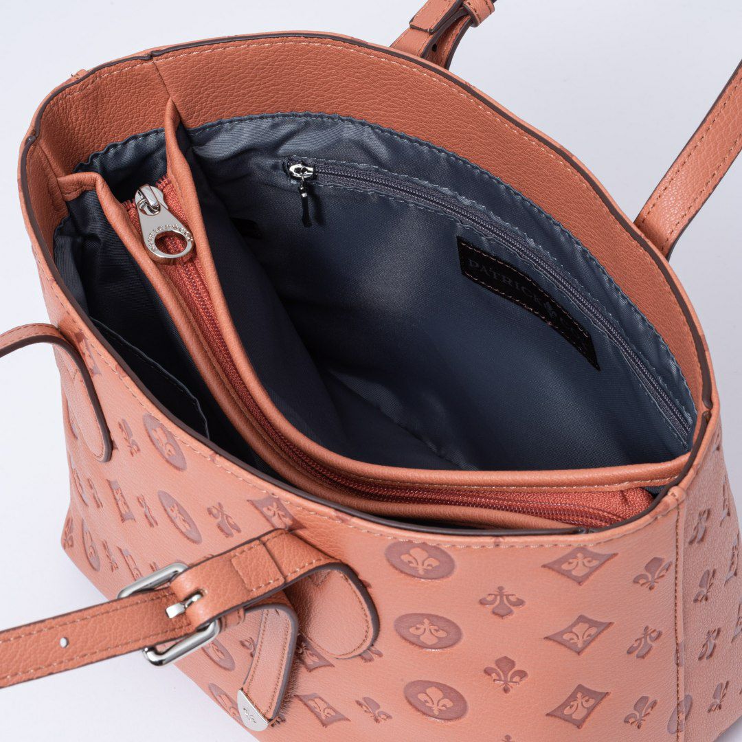 PATRICK COXリリーエンボス トート(M) コーラルピンク