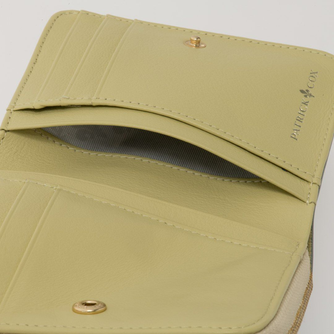 PATRICK COX カラーサンダル L字ファスナー折り財布 シルバー