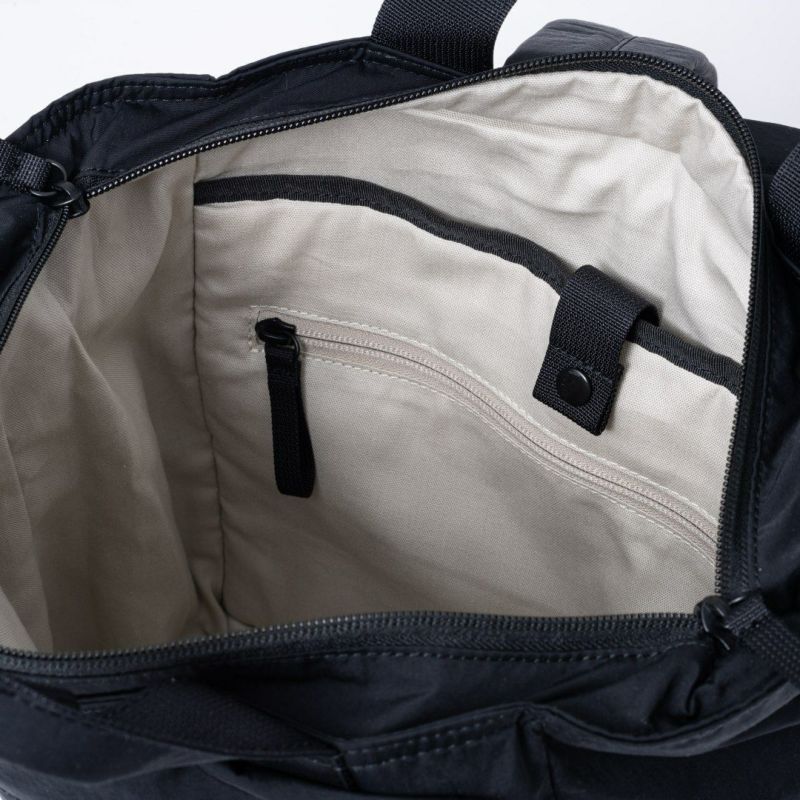 MARGARET HOWELL idea マドックス リュック ブラック