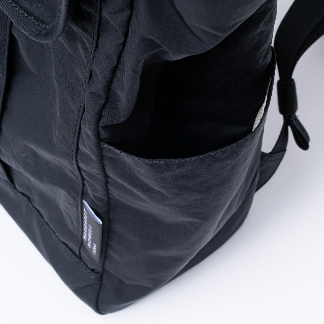 MARGARET HOWELL idea マドックス リュック ブラック