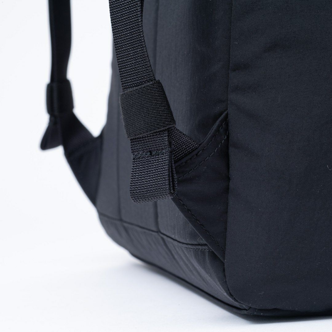 MARGARET HOWELL idea マドックス リュック ブラック