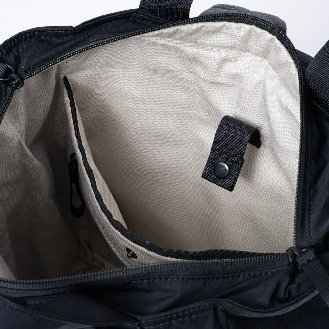 MARGARET HOWELL idea マドックス リュック ブラック