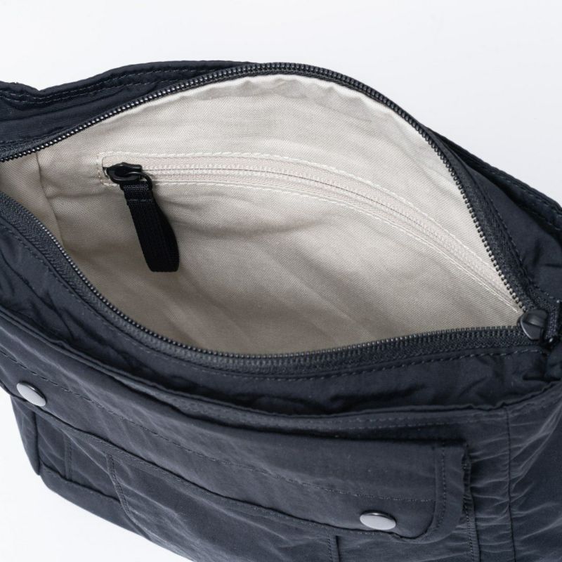 MARGARET HOWELL idea マドックス ショルダー ブラック