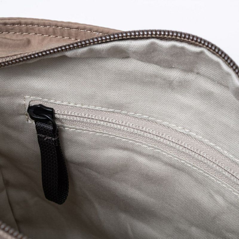 MARGARET HOWELL idea マドックス ショルダー ベージュ