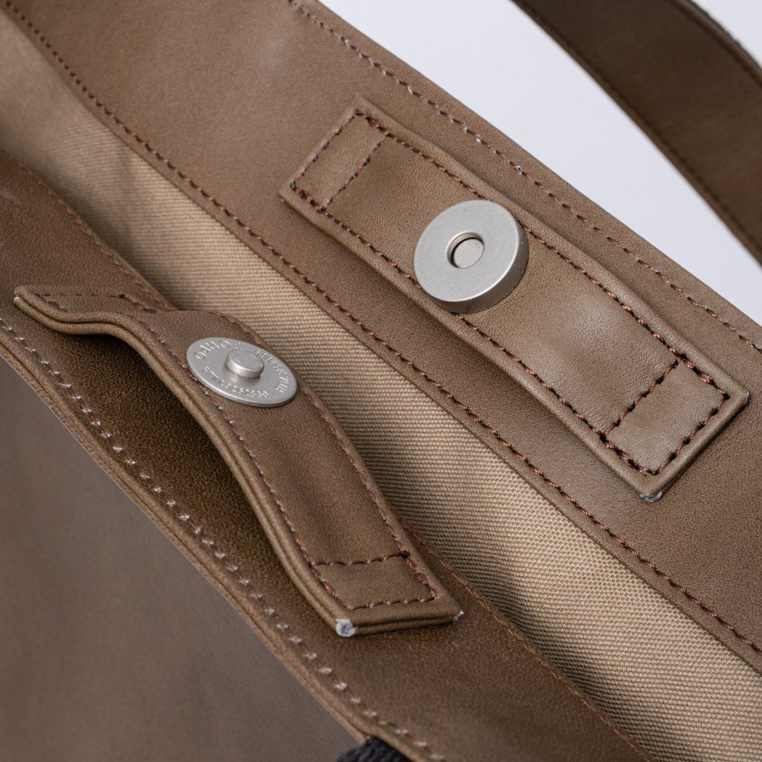 MARGARET HOWELL idea テュードル トート(M) モカ