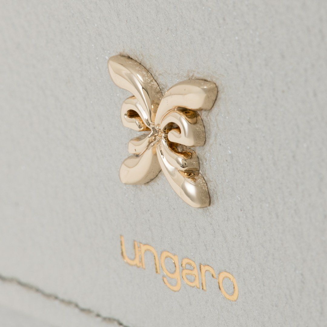 U by ungaroパピヨン 口金折り財布 シルバー