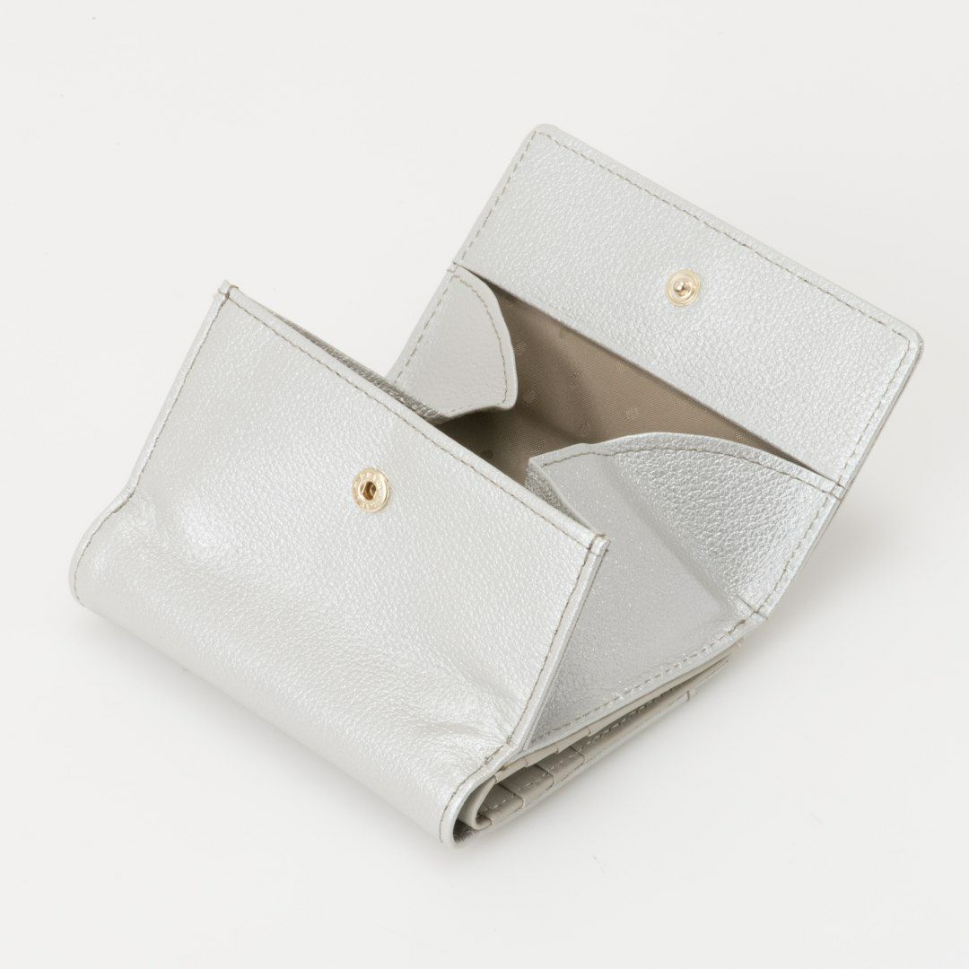 U by ungaroパピヨン BOX折り財布 シルバー