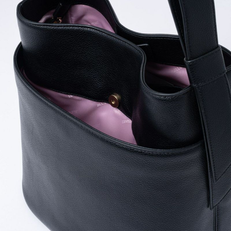 JILL STUART クレッセント ワンショルダー ブラック