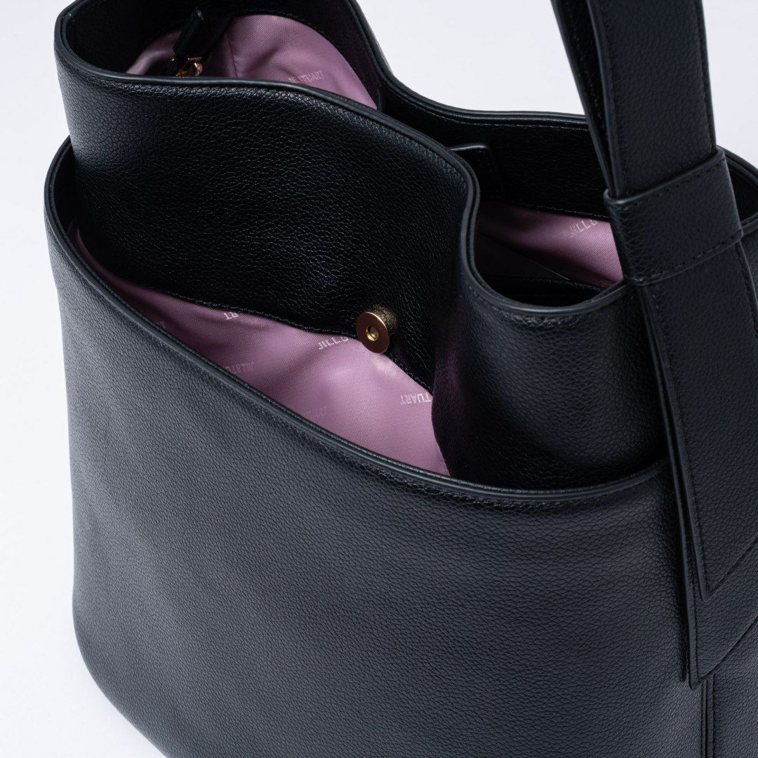 JILL STUART クレッセント ワンショルダー ブラック