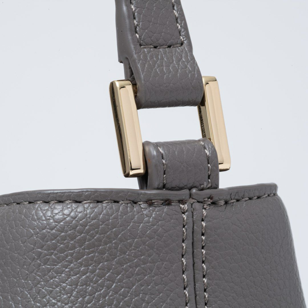 JILL STUART クレッセント ショルダー グレー