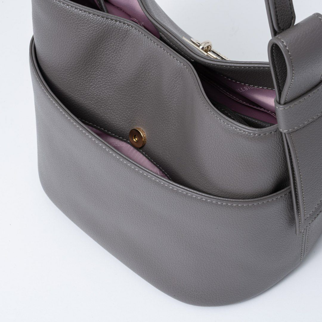 JILL STUART クレッセント ショルダー グレー