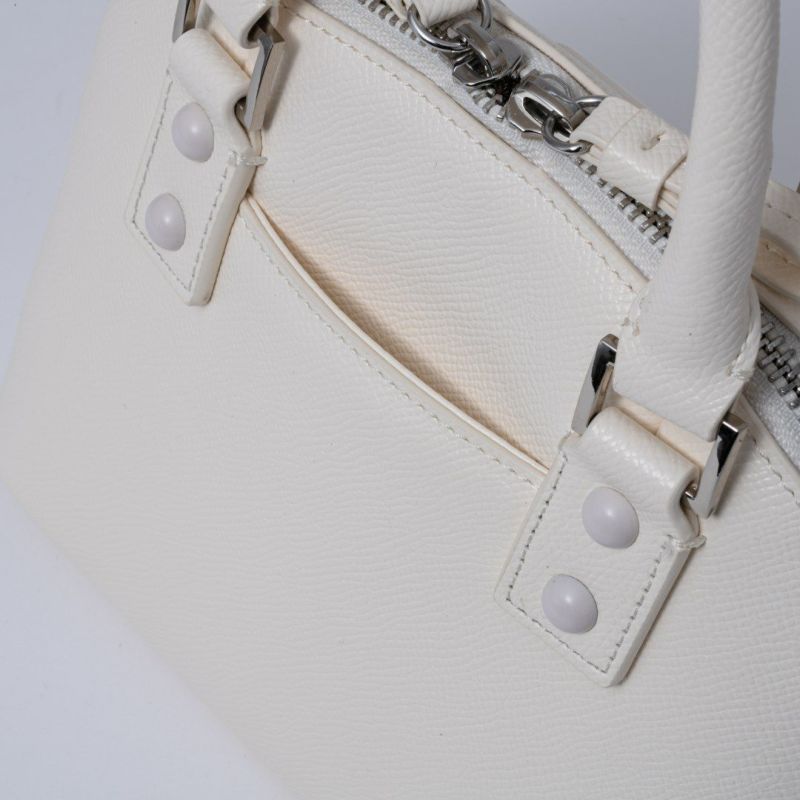 JILL STUART メルティ 2WAYハンド ホワイト