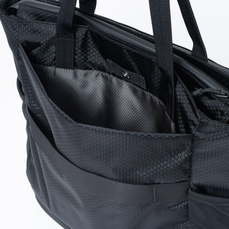 BEAMS DESIGN Watertight トートバッグ【BMMH5GT1】 ブラック
