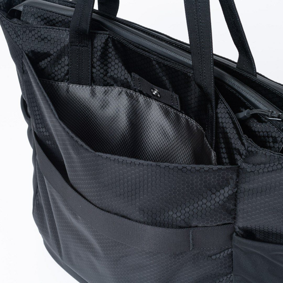 BEAMS DESIGN Watertight トートバッグ【BMMH5GT1】 ブラック