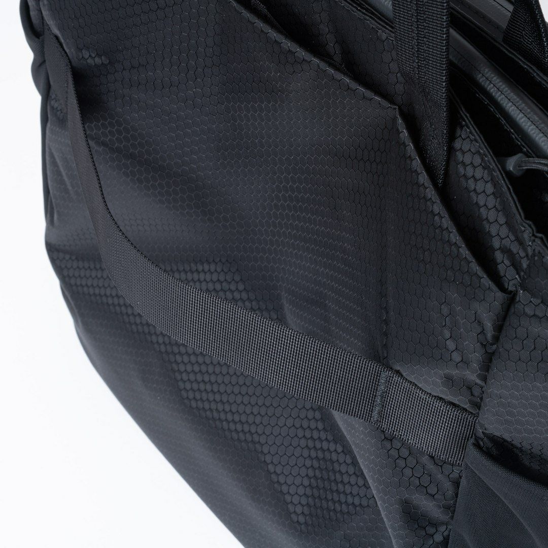 BEAMS DESIGN Watertight トートバッグ【BMMH5GT1】 ブラック