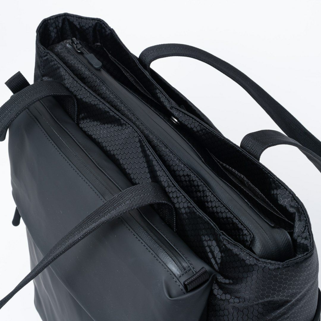 BEAMS DESIGN Watertight トートバッグ【BMMH5GT1】 ブラック