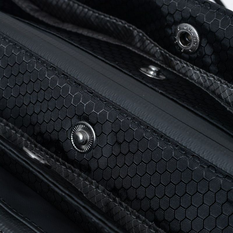 BEAMS DESIGN Watertight トートバッグ【BMMH5GT1】 ブラック