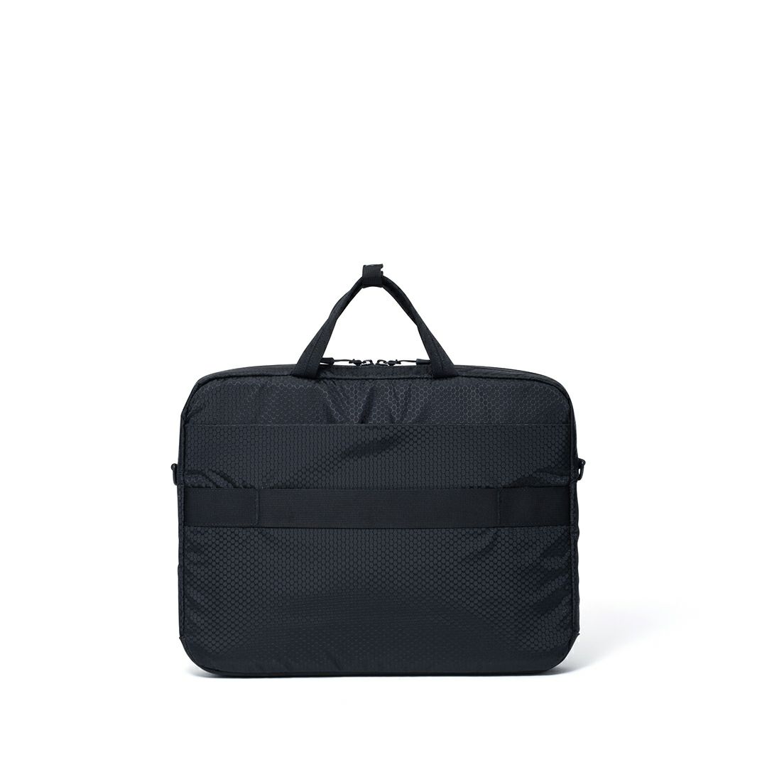 BEAMS DESIGN Watertight ブリーフケース(S)【BMMH5GT2】 ブラック