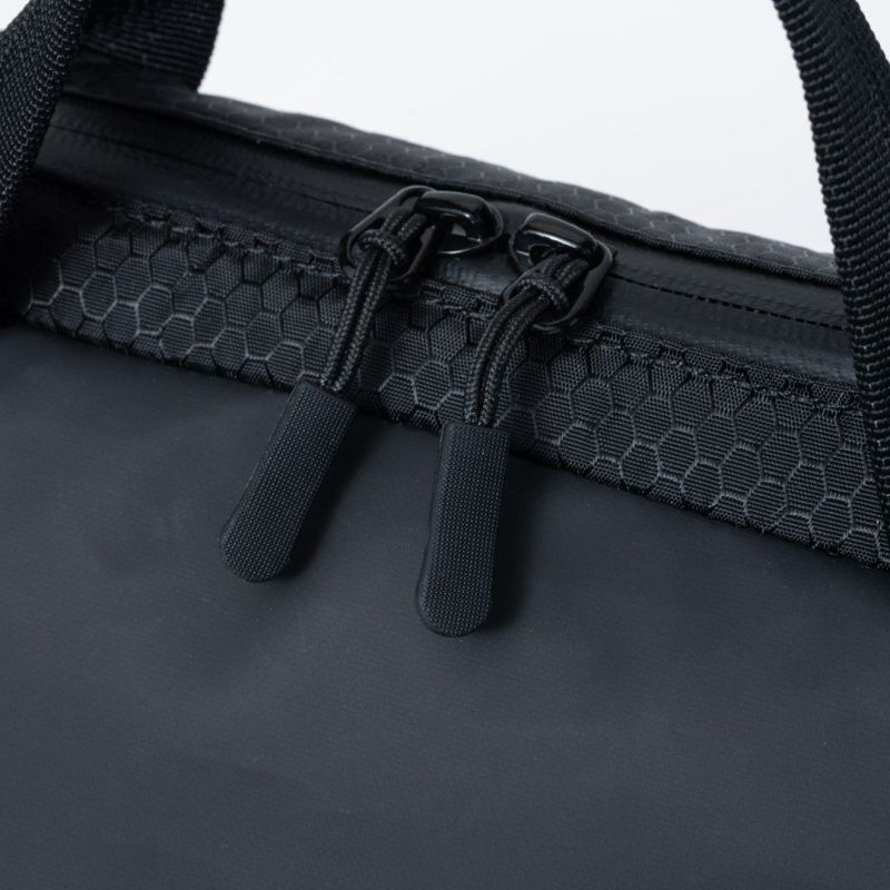 BEAMS DESIGN Watertight ブリーフケース(S)【BMMH5GT2】 ブラック