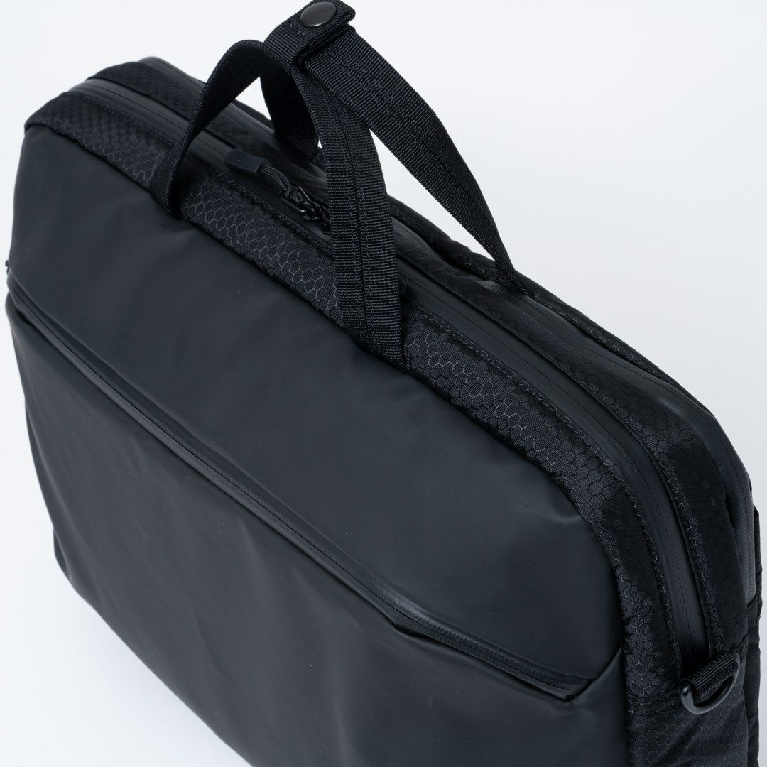 BEAMS DESIGN Watertight ブリーフケース(M)【BMMH5GT3】 ブラック