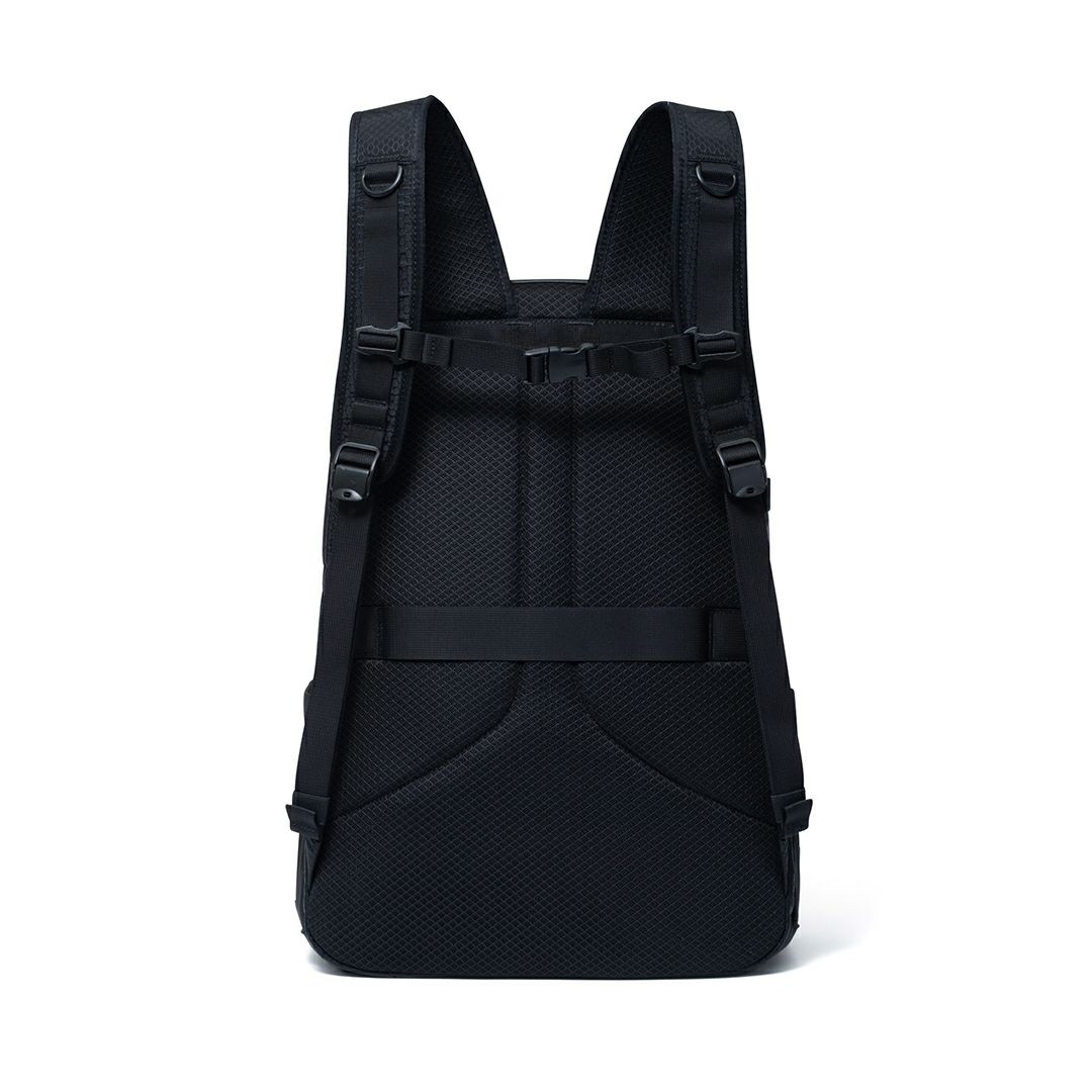 BEAMS DESIGN Watertight バックパック(L)【BMMH5GR2】 ブラック