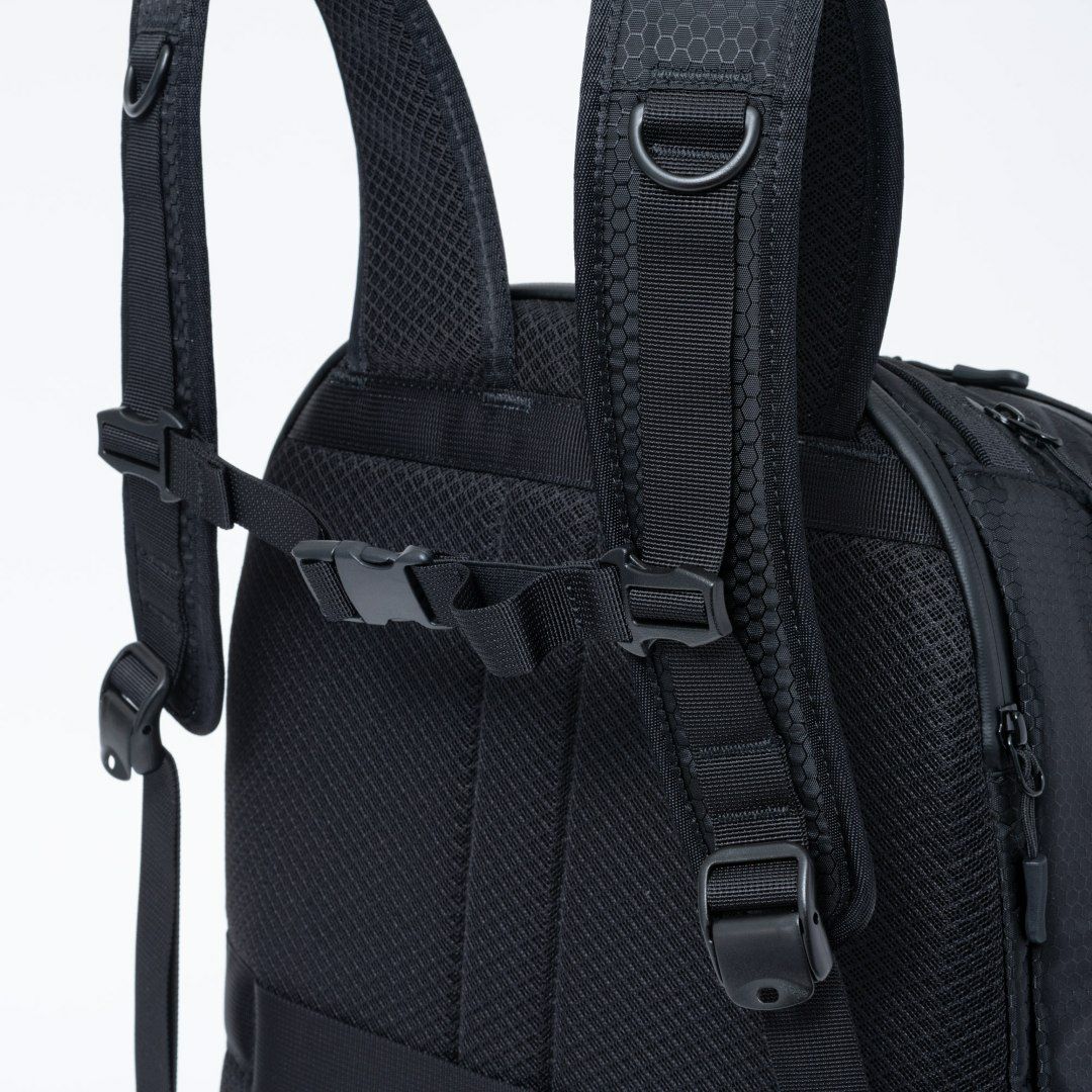 BEAMS DESIGN Watertight バックパック(L)【BMMH5GR2】 ブラック