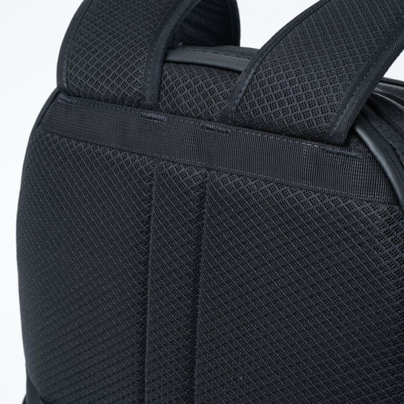 BEAMS DESIGN Watertight バックパック(L)【BMMH5GR2】 ブラック