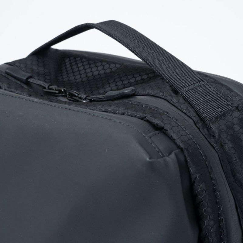 BEAMS DESIGN Watertight バックパック(S)【BMMH5GR3】 ブラック