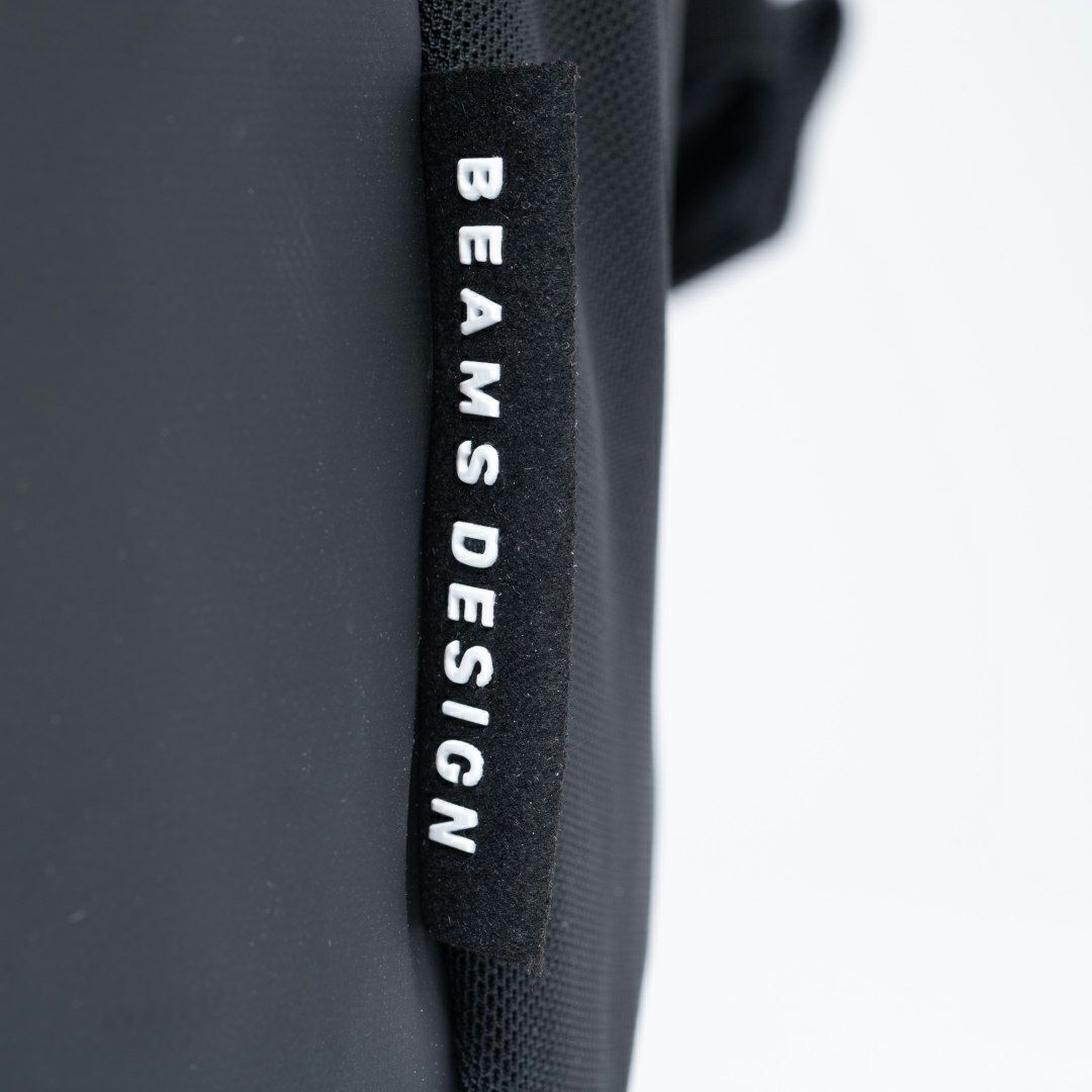 BEAMS DESIGN Watertight バックパック(S)【BMMH5GR3】 ブラック