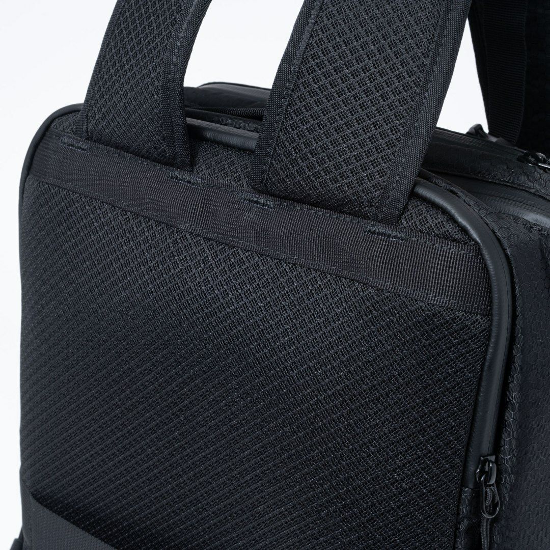 BEAMS DESIGN Watertight バックパック(S)【BMMH5GR3】 ブラック