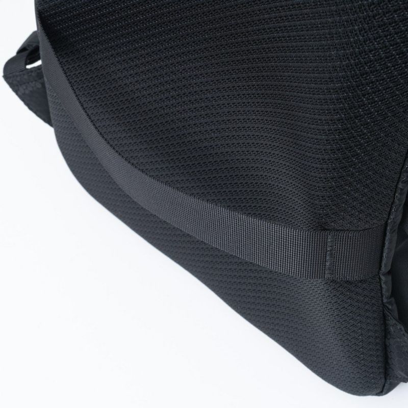 BEAMS DESIGN Watertight バックパック(S)【BMMH5GR3】 ブラック