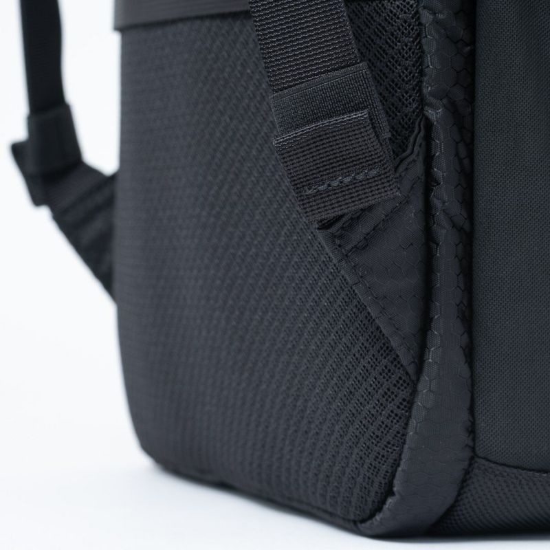 BEAMS DESIGN Watertight バックパック(S)【BMMH5GR3】 ブラック