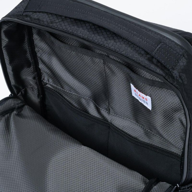 BEAMS DESIGN Watertight バックパック(S)【BMMH5GR3】 ブラック