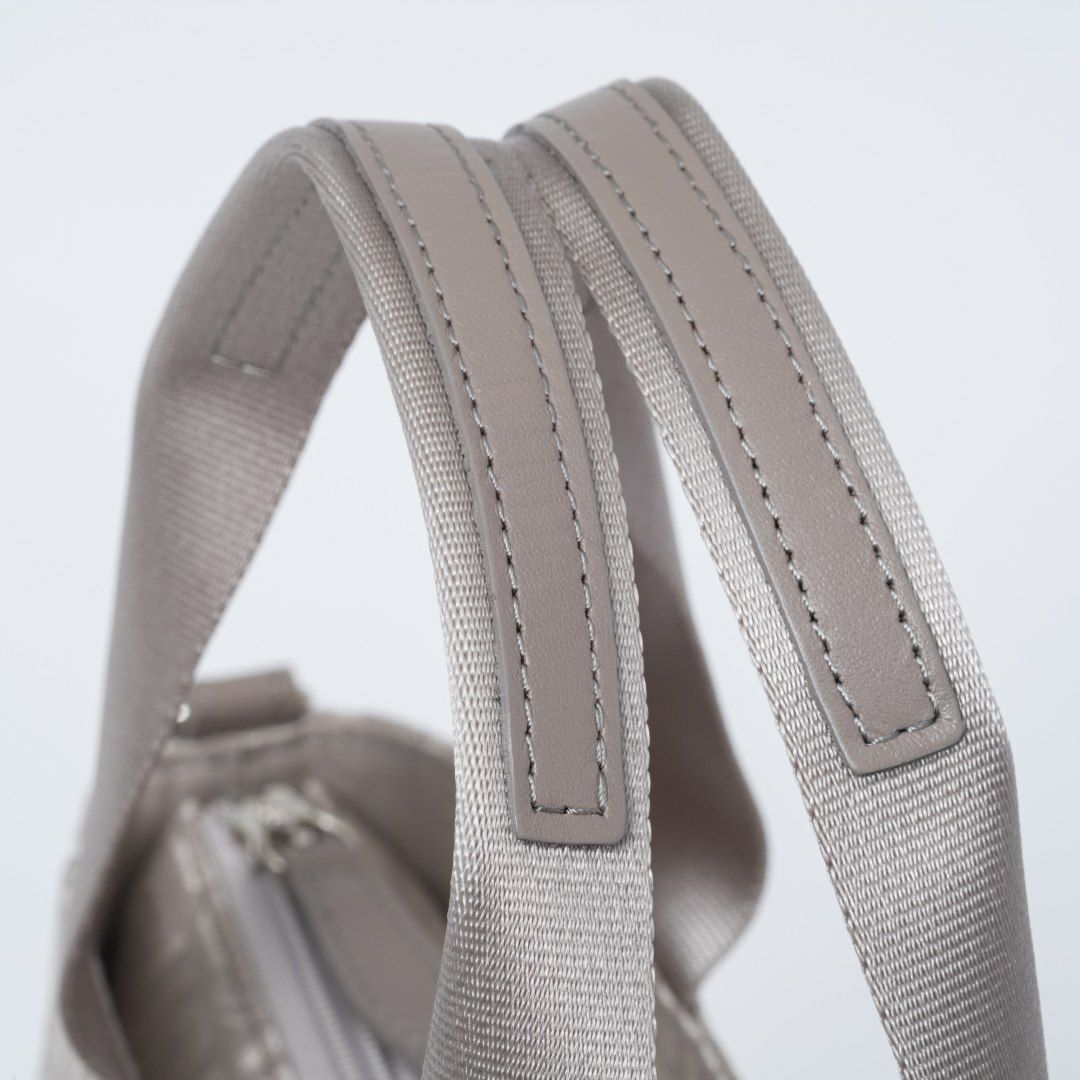 U by ungaroルイ 2WAYトート ベージュ